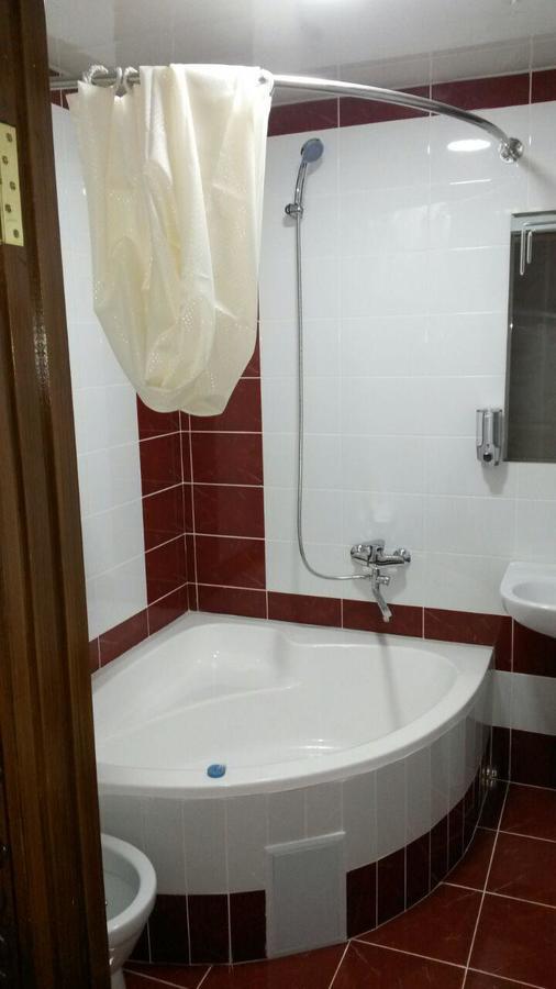 חיווה Zukhro Boutique Hotel מראה חיצוני תמונה